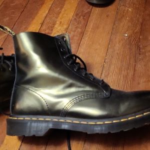 Dr. Marten black crome mens size11
